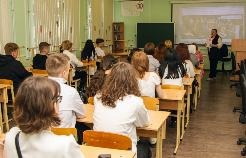 День знаний: старт большого пути — в колледже прошли «Разговоры о важном»